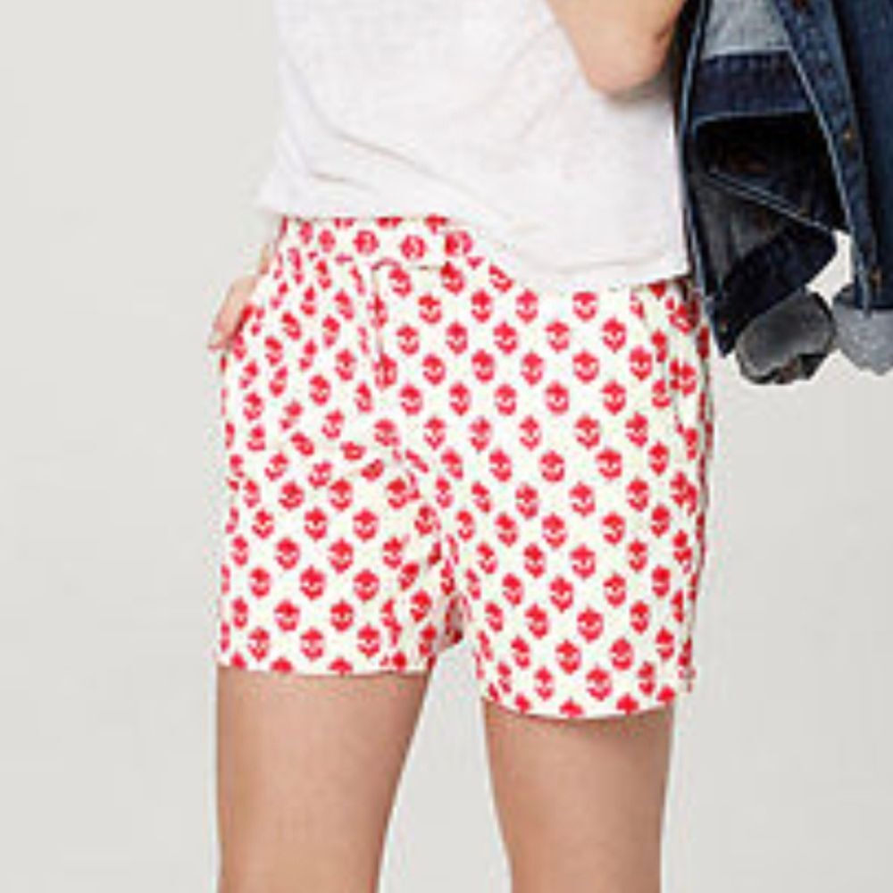 Ann Taylor LOFT White Cotton Denim Red Floral Pattern Blossom Riviera Shorts 4